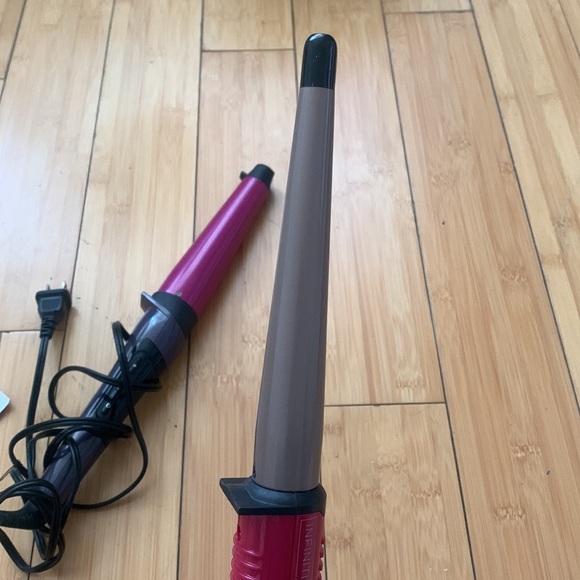 Set of Pink and Black Curling Wands - Picture 7 of 9